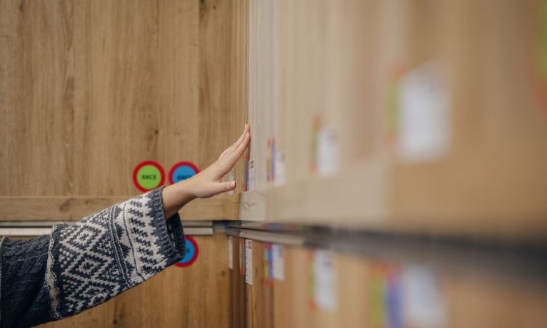 Výhody a vlastnosti vinylové podlahy